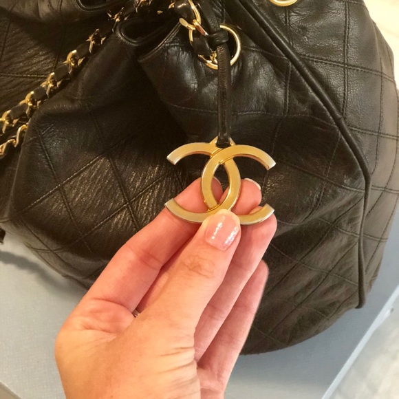 Vintage Chanel bucket bag - Picture 6 of 8
